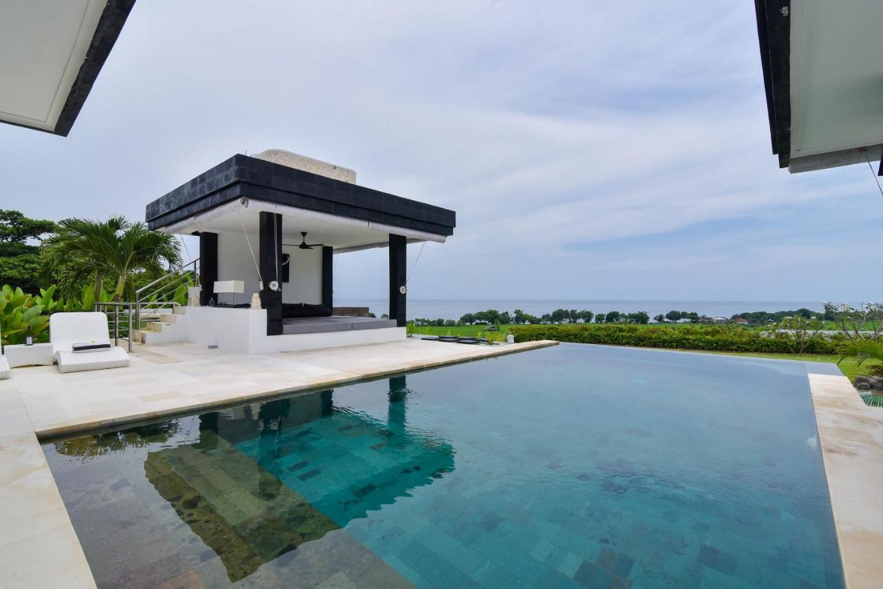 Villa Pondok Wahyu Sedana Umeanyar Exterior photo