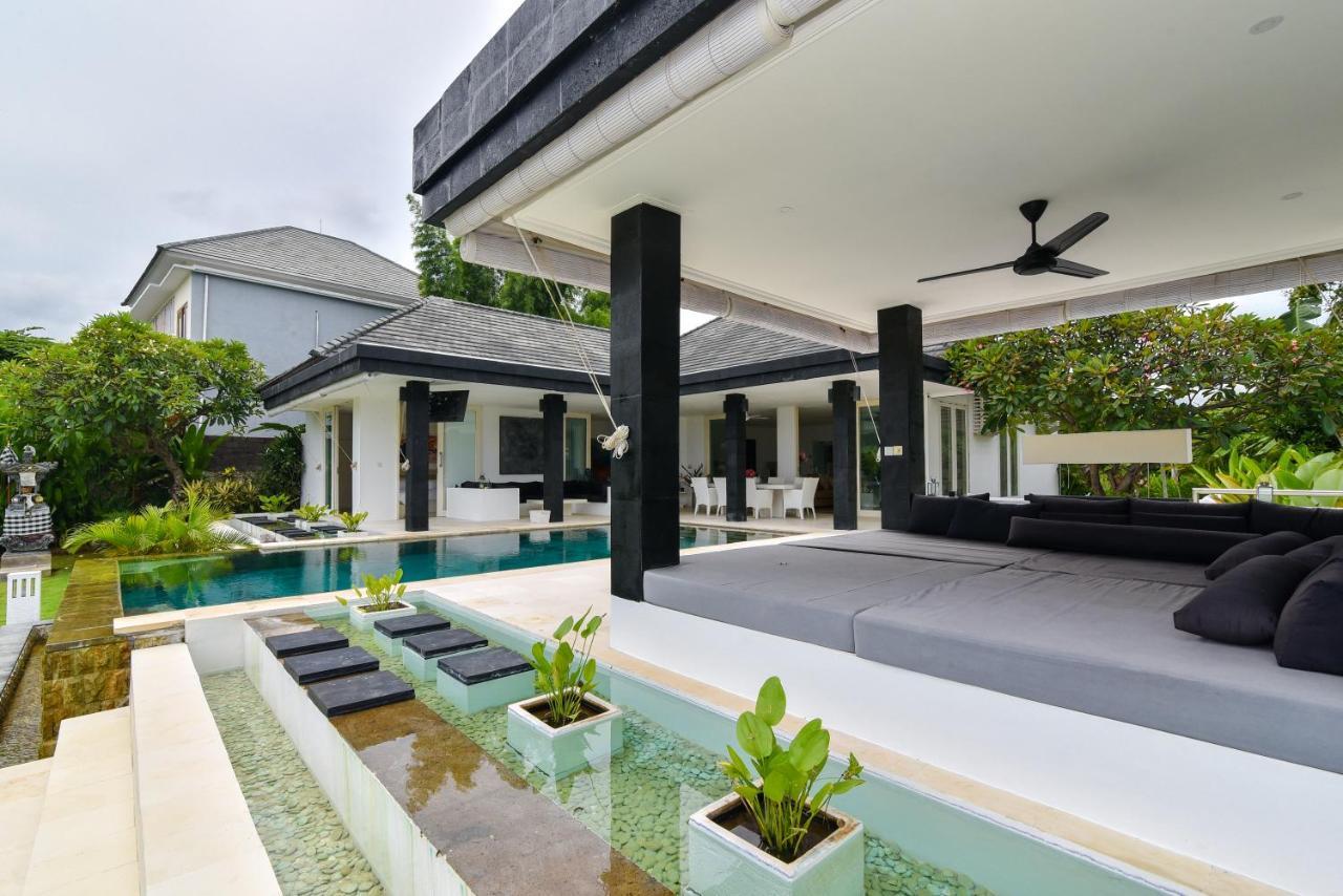 Villa Pondok Wahyu Sedana Umeanyar Exterior photo